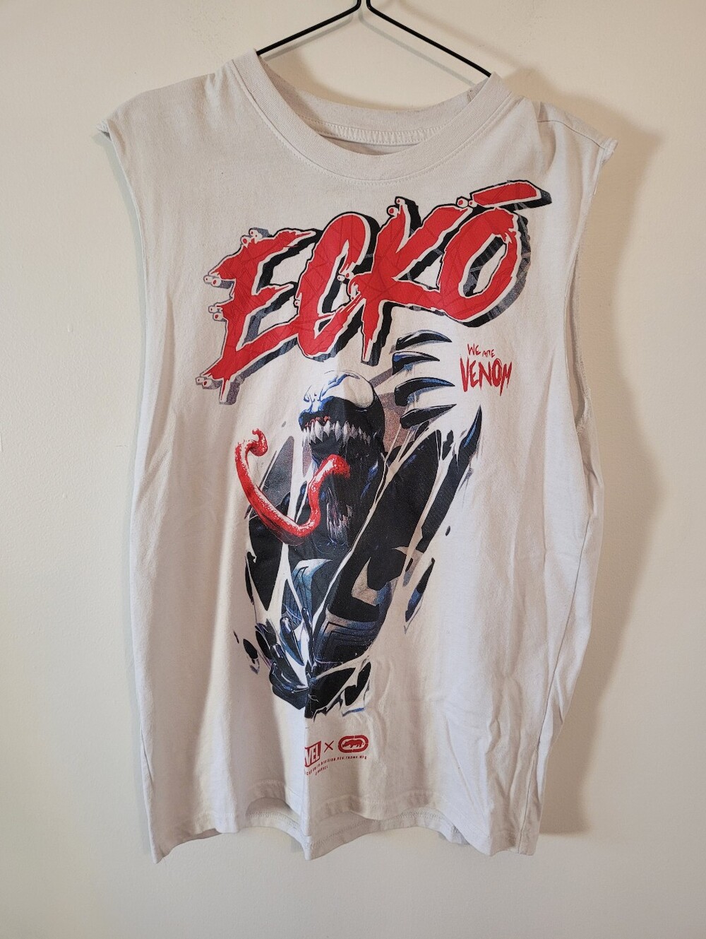Ecko Unlimited X Marvel White Tee with Red & Black Venom Graphic - Size S